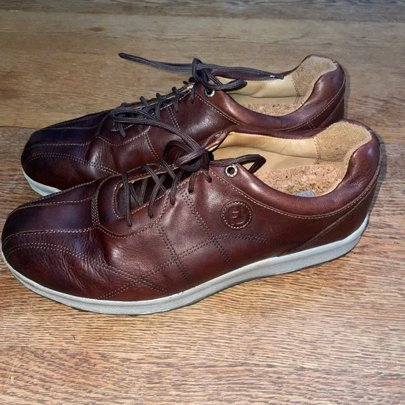 FootJoy | Shoes | Footjoy Versaluxe Spike Less Golf Shoes  display picture 2